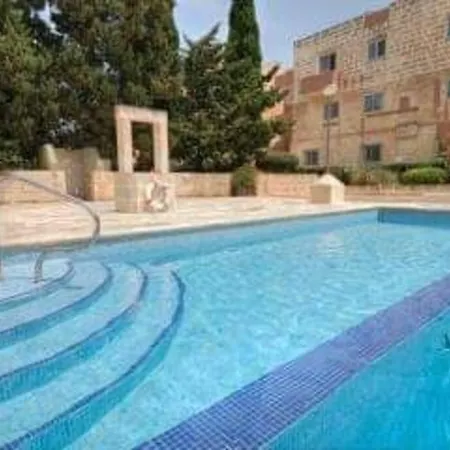 Private In A Modern With Pool And Sea View Apartamento *